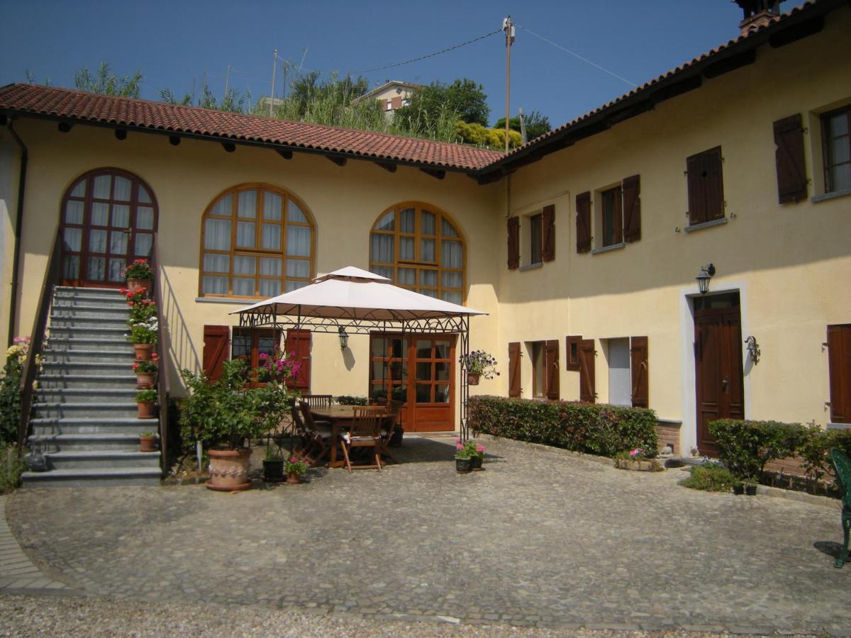 לינה וארוחת בוקר Mango Casa Fonda- Piemonte מראה חיצוני תמונה